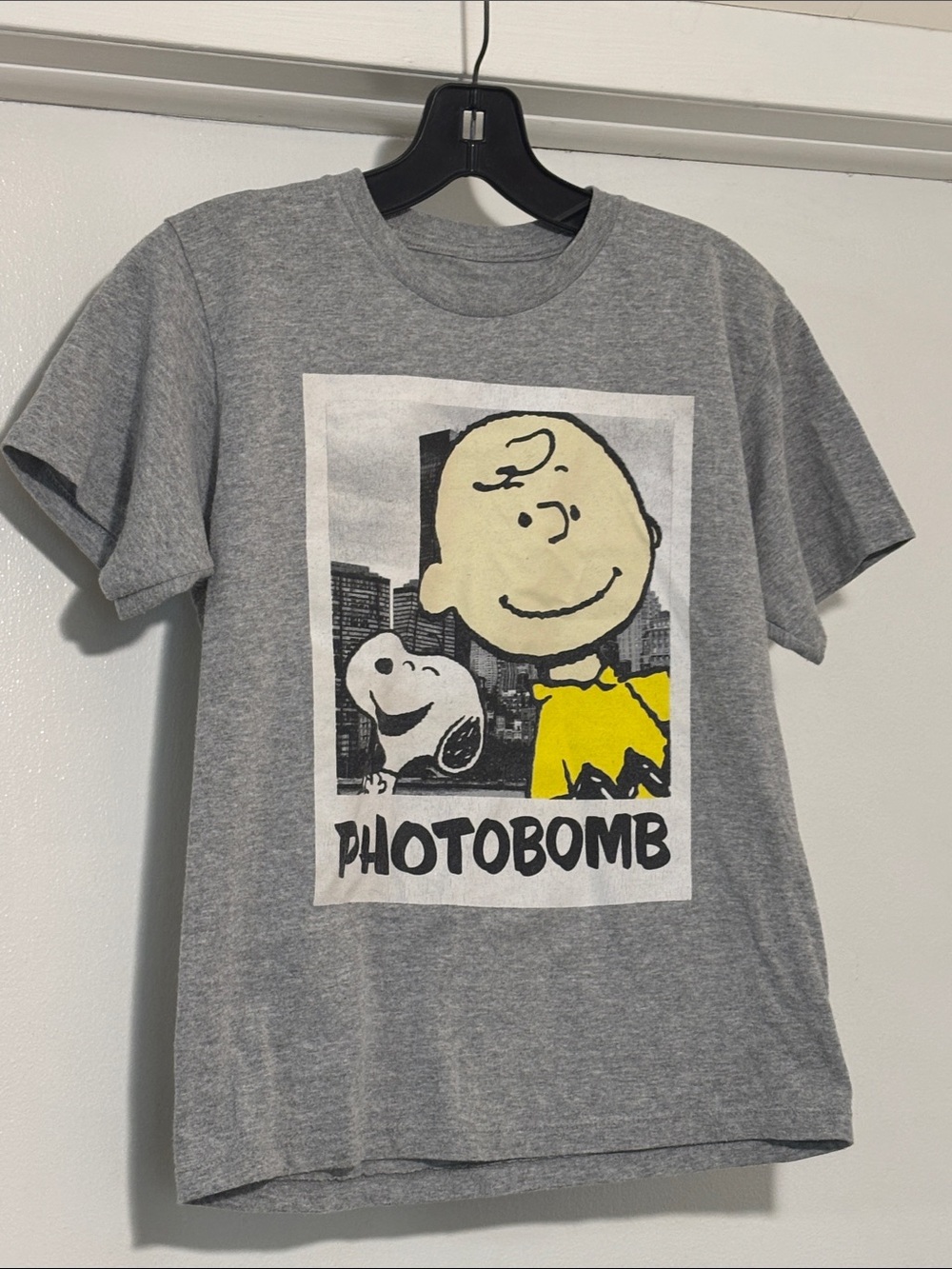 Peanuts Gray & Yellow Charlie Brown Photobomb Graphic Tee